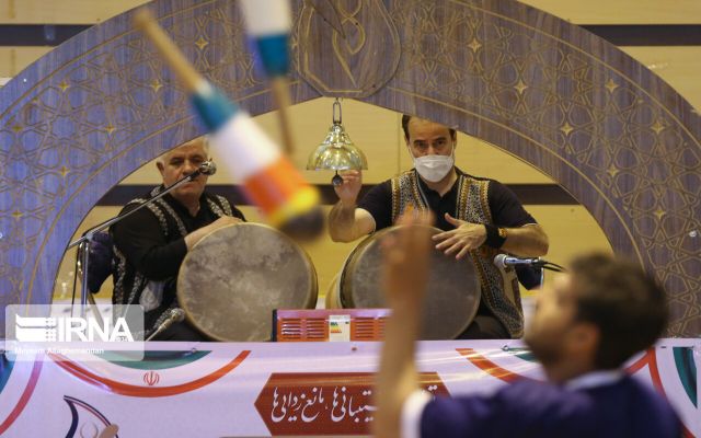 گام بزرگ فدراسیون پهلوانی برای بیمه مرشدان/ اجرای طرح «هر مدرسه یک زورخانه» در ۶ استان