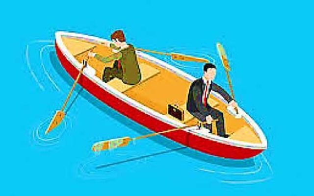 آزمون و خطای تازه کاران در میدان مشروعیت بیمه مرکزی/ شکستی که در تاریخ ثبت خواهد شد