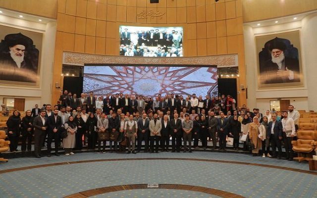 جایزه ملی مدیریت کسب و کار سال کشور اعطا شد