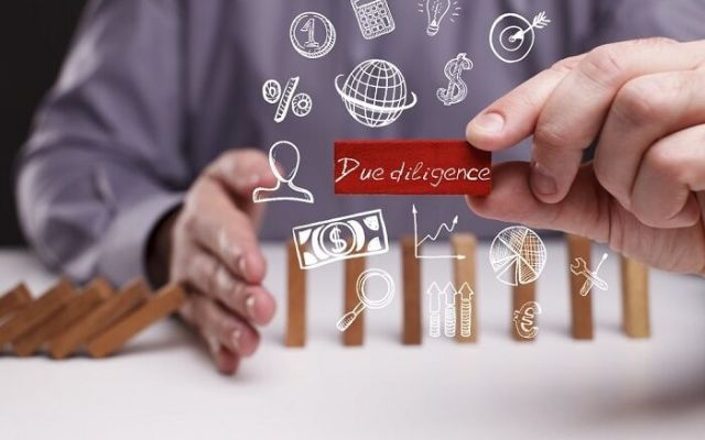 اثر دومینوی ریسک شخص ثالث چیست؟