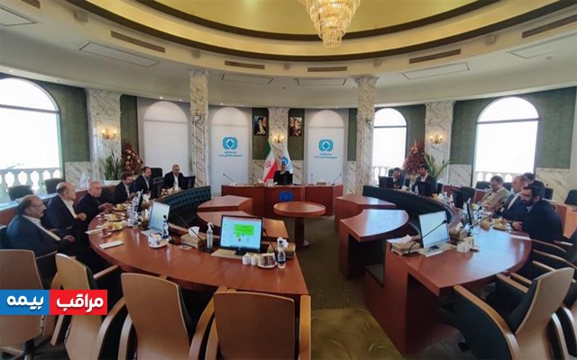 رئیس‌کل بیمه مرکزی در ادامه سلسله دیدار با مدیران عامل و اعضای هیئت‌مدیره شرکت‌های بیمه اعلام کرد