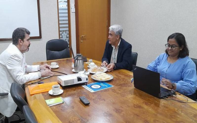 دیدار رئیس پژوهشکده بیمه با رئیس بخش تکافل اتکایی شرکت بیمه اتکایی مالزی برهاد