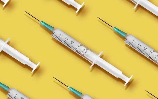 پول سُرنگ بیماران به جیب چه کسی می‌رود؟ | مشکل اصلی از بیمه پایه است ؛ ضرر کردن بیمار در سیستم بیمه‌ای کشور