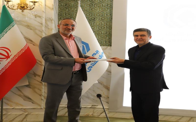 آیین تکریم و معارفه اعضای جدید هیات عامل برگزار شد