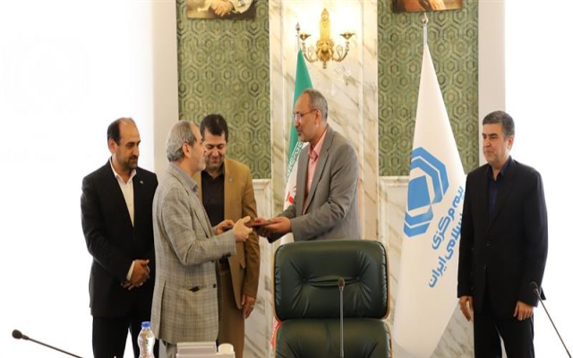 آیین تکریم و معارفه اعضای جدید هیات عامل برگزار شد