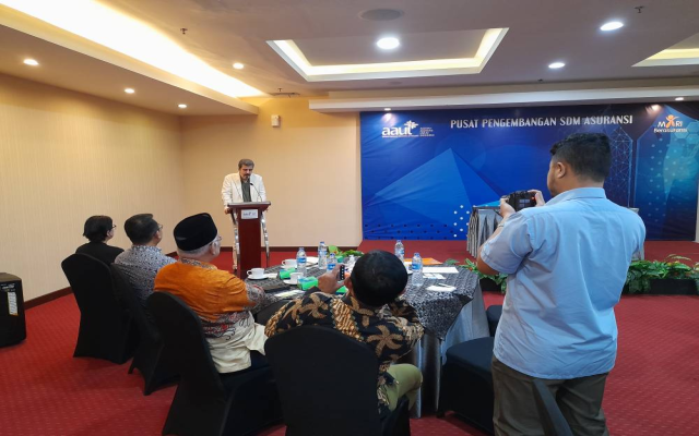 انعقاد تفاهم‌نامه همکاری مشترک میان پژوهشکده بیمه و انجمن بیمه عمومی اندونزی