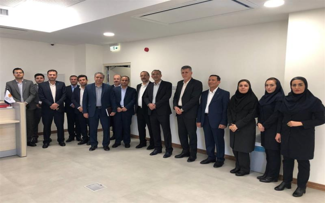 شبکه فروش نقش موثری در همگانی شدن محصولات و خدمات بیمه ای دارند