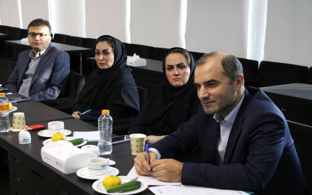 اولین نشست کمیته پژوهشی بیمه دی برگزار شد