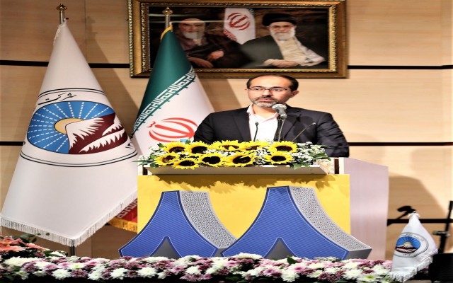 معاون وزیر اقتصاد: مهمترین وظیفه ی بیمه ایران خدمت رسانی و عدالت گستری در حوزه بیمه است