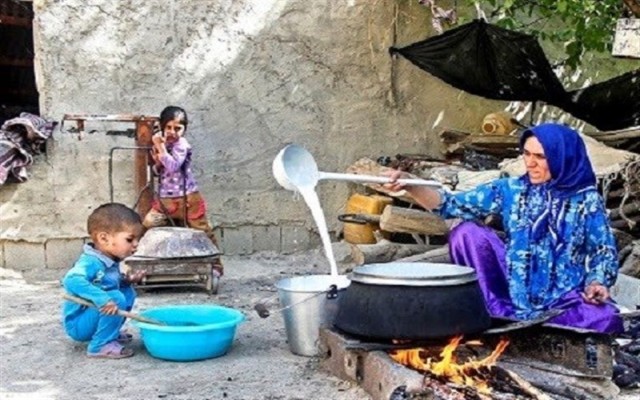 ۲ میلیون و ۶۳۵ هزار زن روستایی رایگان بیمه می‌شوند