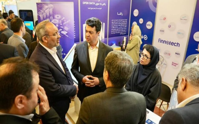 حضور موثر فینوتک در سی امین همایش ملی و یازدهمین همایش بین المللی بیمه و توسعه و امضا تفاهم نامه همکاری با پلنت